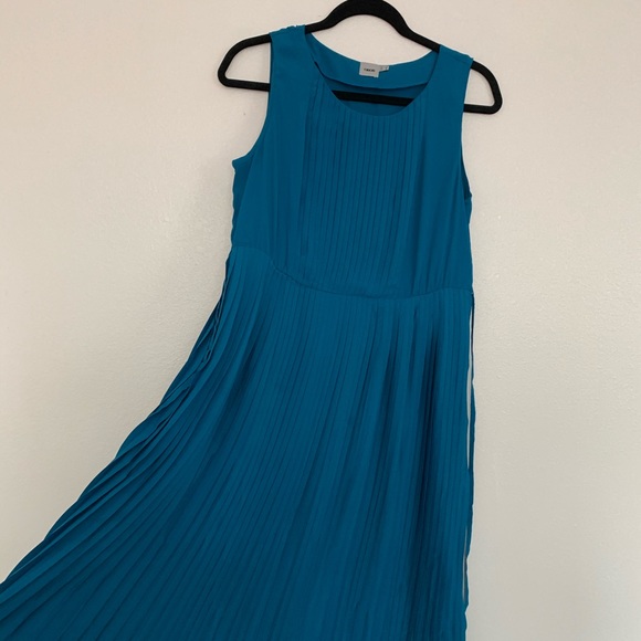 BUNDLE. Please see details. GREAT PRICE! - Picture 2 of 12